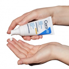 CeraVe Хидратиращ крем за лице с UV защита SPF25 52 ml