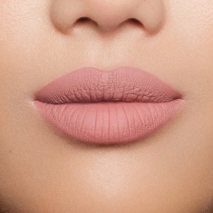 NL Beauty MATTERIAL GIRL Течно Матово Червило CHOCOLATE MILK 3,7 ml