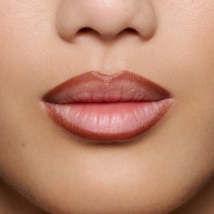 NL Beauty TOO NUDE TO BE TRUE Молив за устни 07 CHOCO BOMB 1,5 g