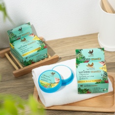 NOKTHAI Билкова концентрирана избелваща паста за зъби 25 g