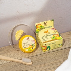 NOKTHAI Билкова концентрирана избелваща паста за зъби с екстракт от манго 25 g