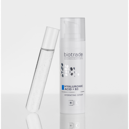 biotrade Хидратиращ серум с хиалуронова киселина и ниациамид 30 ml