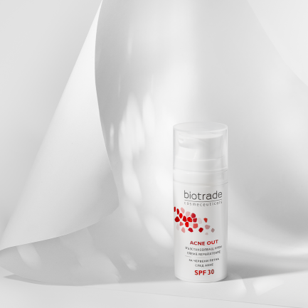 biotrade Acne Out Възстановяващ крем за червени петна след акне SPF30 30 ml