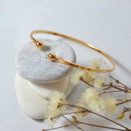 FARMA BIJOUX Златна твърда гривна 15/19 cm