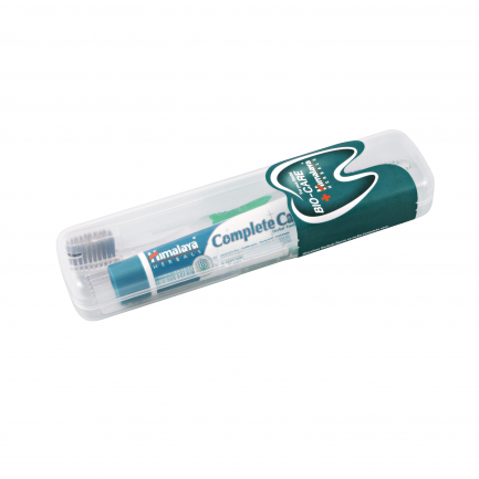 Himalaya Travel Pack Четка за зъби Bio Care Charcoal & Gold + Паста за зъби Complete Care 40 g