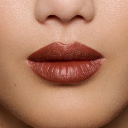 NL Beauty TOO NUDE TO BE TRUE Молив за устни 07 CHOCO BOMB 1,5 g